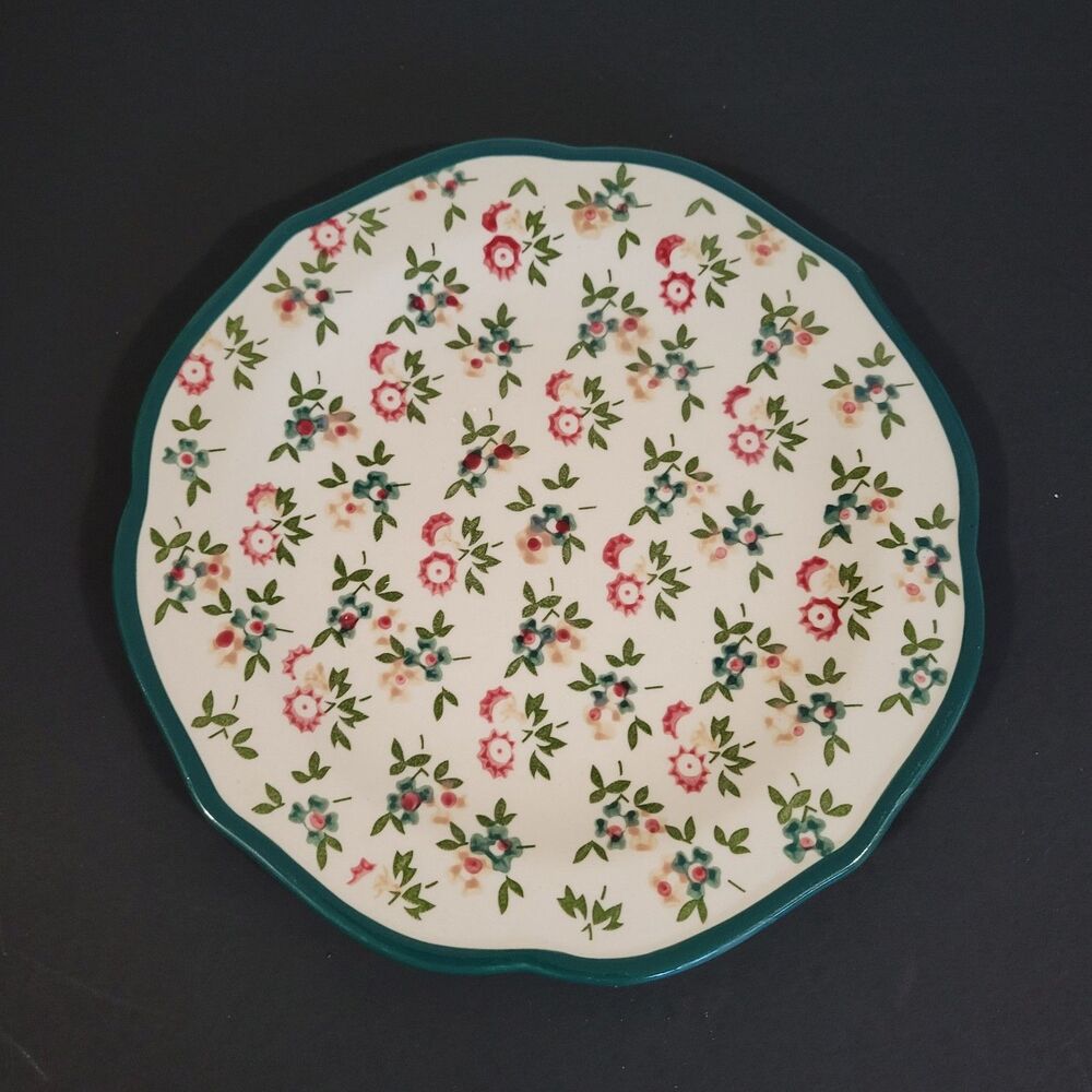 The Pioneer Woman Green Floral Scalloped Salad Plate 8 3/4" set of 3